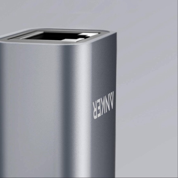 Anker High-Speed Ethernet Adapter Portable 1 Gigabit Hub - Picture 6 of 7